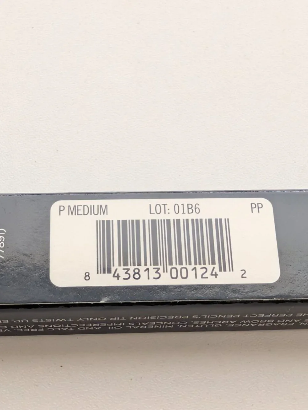 COVER FX Perfect Pencil P MEDIUM .28g / .01 oz New with Box DISCONTINUED